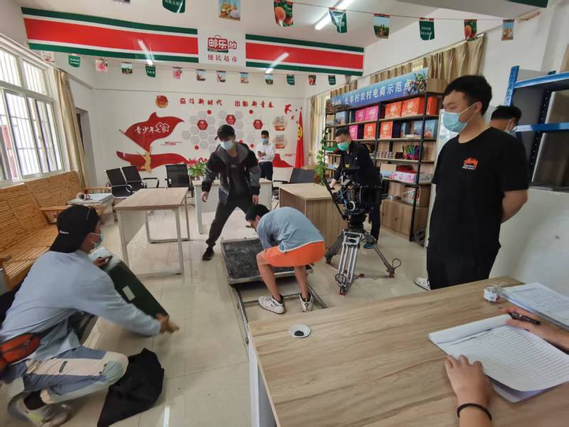 南宁广告片拍摄公司：极简主义践行者，少即是多的视觉哲学